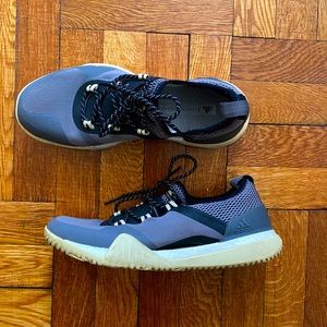 Stella McCartney for Adidas tennis sneakers Size 9